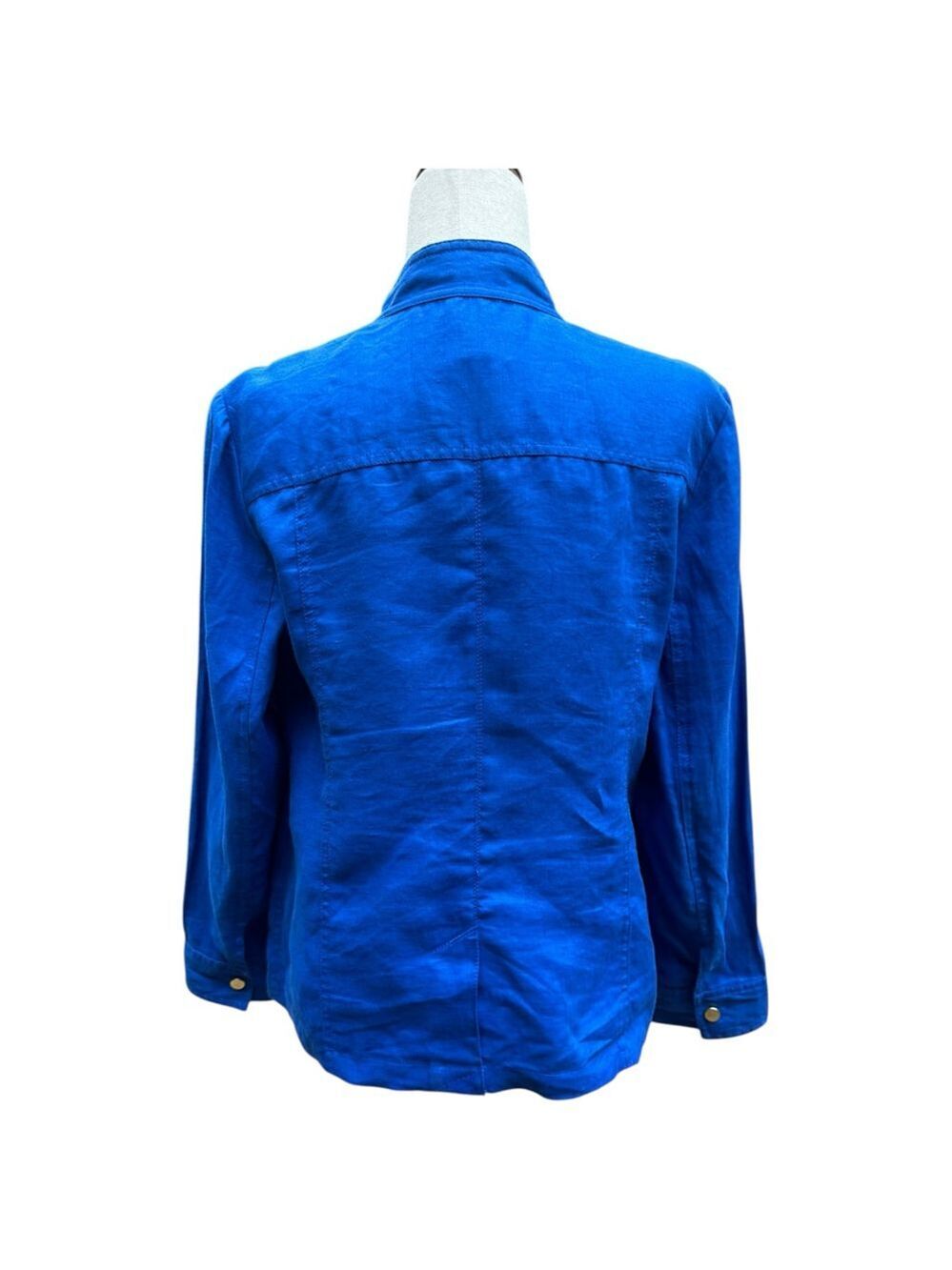 Chico’s 100% Linen Blue Utility Jacket Size 1 (M) Gold Zip Pocket Detail Classic - Picture 7 of 12
